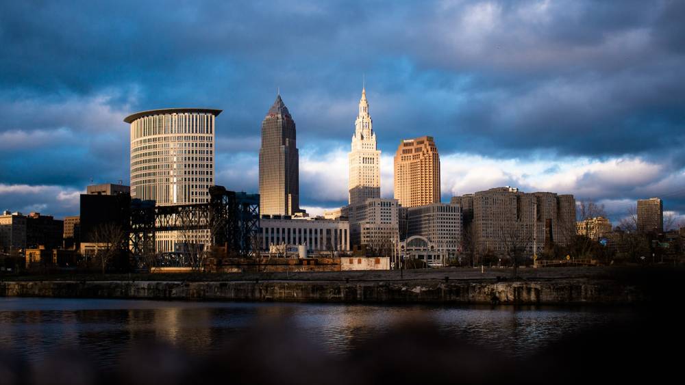 Cleveland Ohio city skyline dating apps